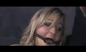 ተባዕታይ ዕብለላ bdsm ባርያ  ...